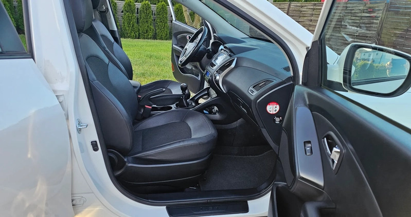 Hyundai ix35 cena 45800 przebieg: 168000, rok produkcji 2013 z Przasnysz małe 631